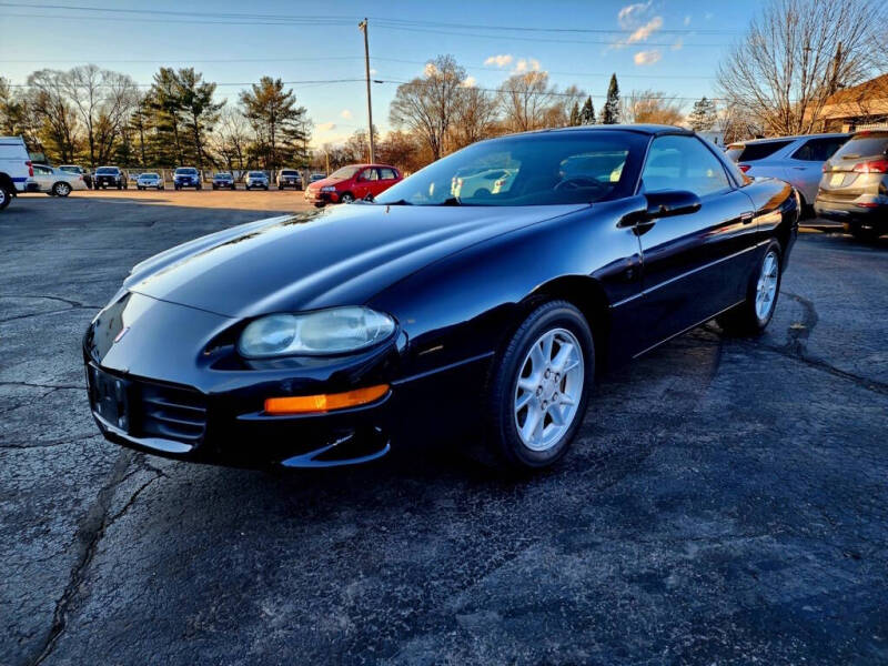 2001 Chevrolet Camaro Base photo 2