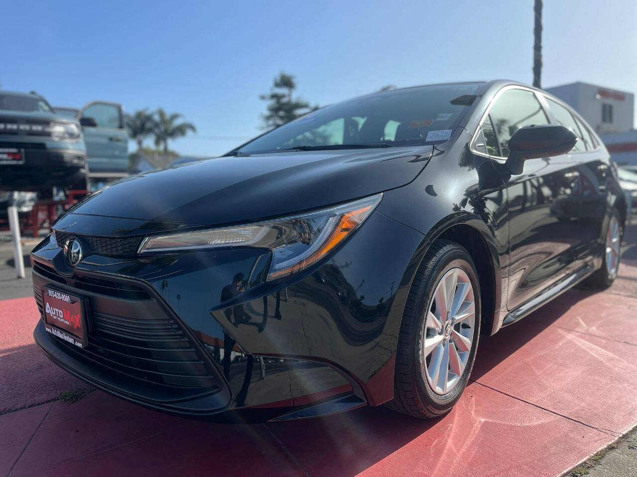 2024 Toyota Corolla LE 4dr Sedan's photo