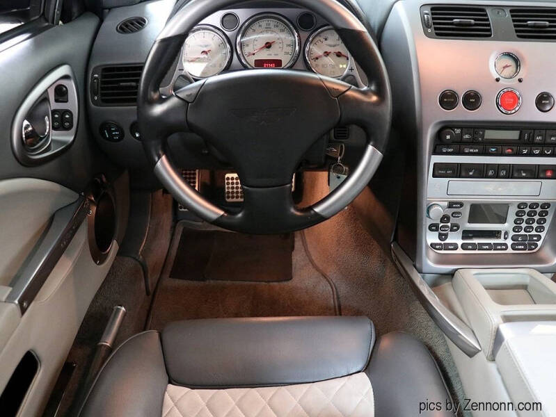 2003 Aston Martin V12 Vanquish