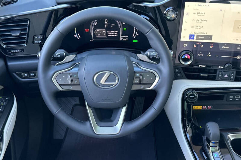 2026 Lexus NX 450h+ Luxury