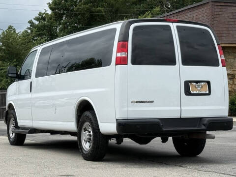 2022 Chevrolet Express LS 3500
