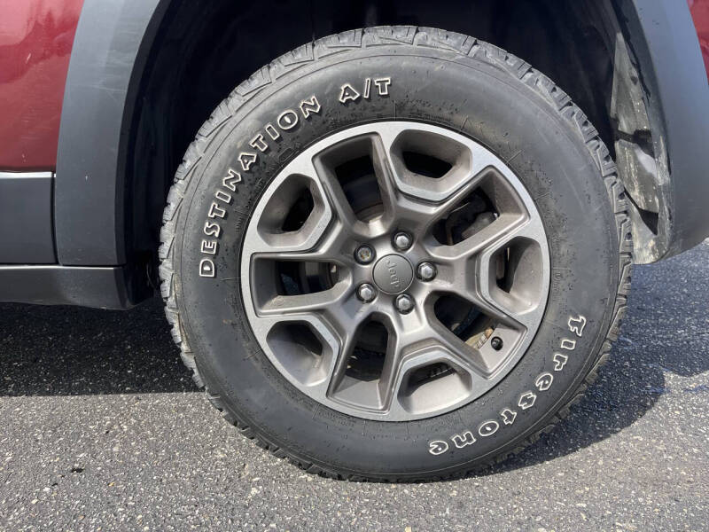 2020 Jeep Cherokee Trailhawk