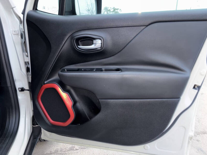 2015 Jeep Renegade Trailhawk