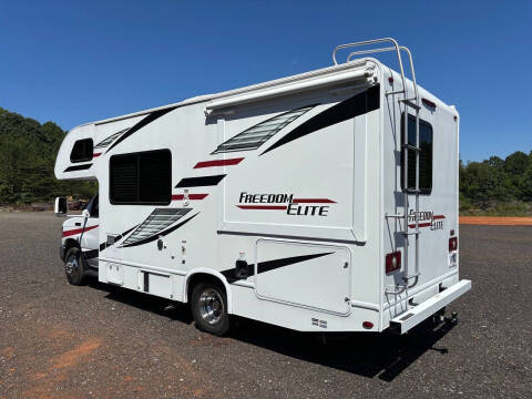 2019 Ford E-Series
