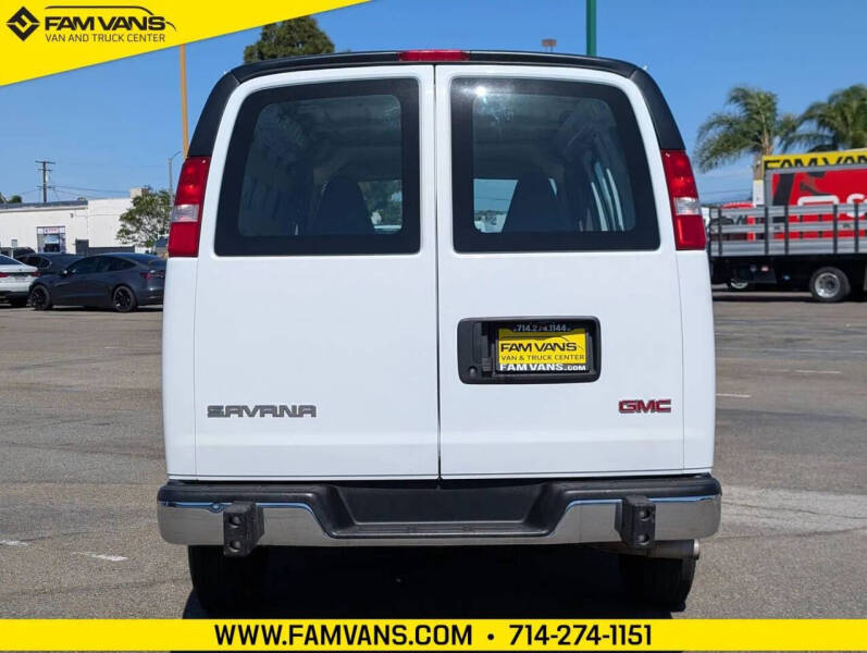 2024 GMC Savana 2500