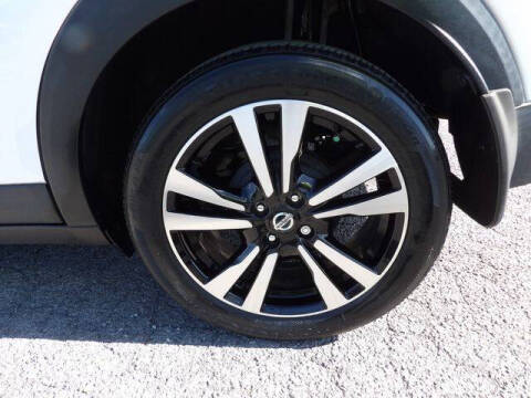 2019 Nissan Kicks SR