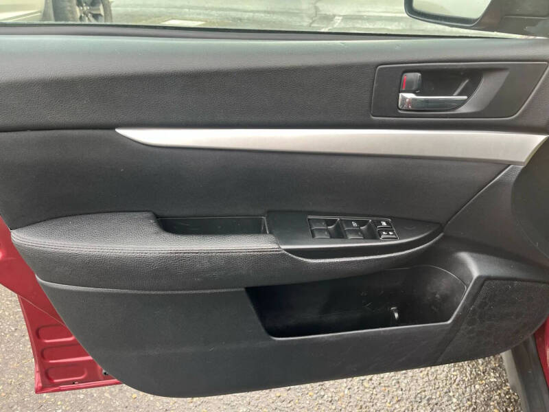 2012 Subaru Outback 2.5i Premium