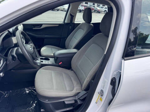 2022 Ford Escape S