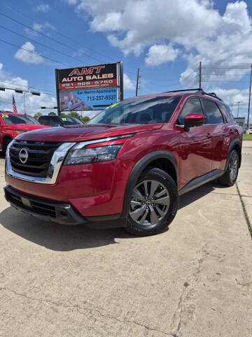 2024 Nissan Pathfinder SV