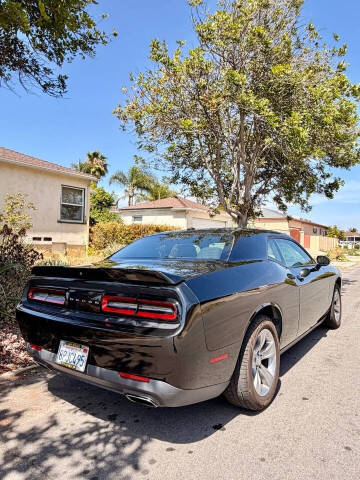 2020 Dodge Challenger SXT