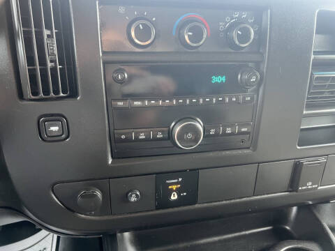 2017 Chevrolet Express 2500