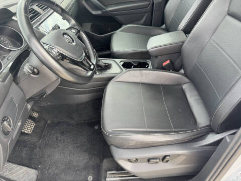 2018 Volkswagen Tiguan 2.0T SEL