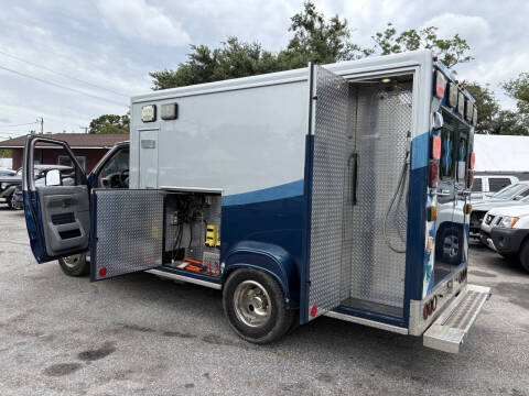 2015 Ford E-Series E-350 SD