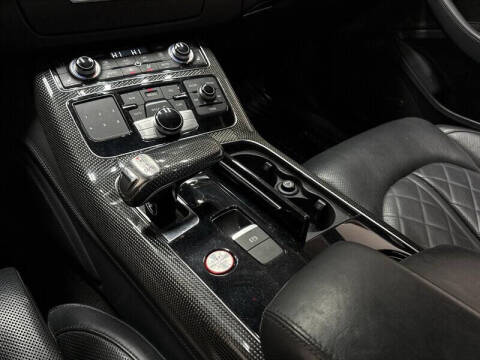 2015 Audi S8 4.0T quattro