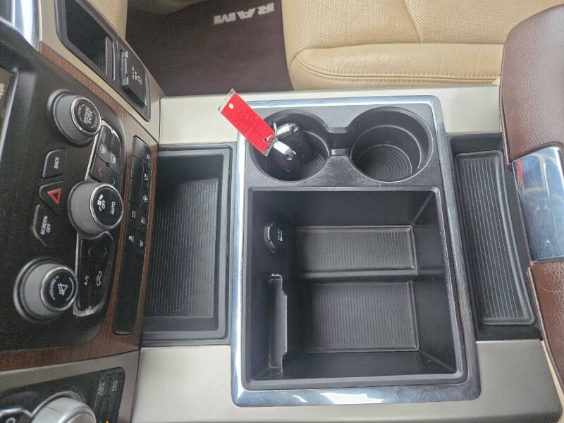 2015 RAM 1500 Laramie