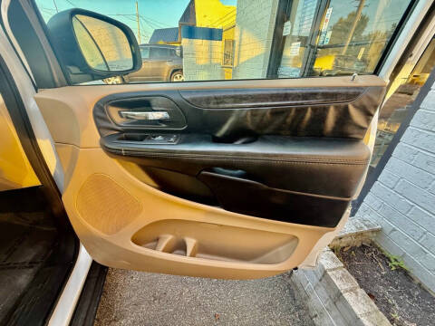 2016 Dodge Grand Caravan American Value Package