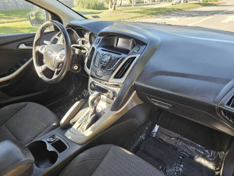 2012 Ford Focus SEL