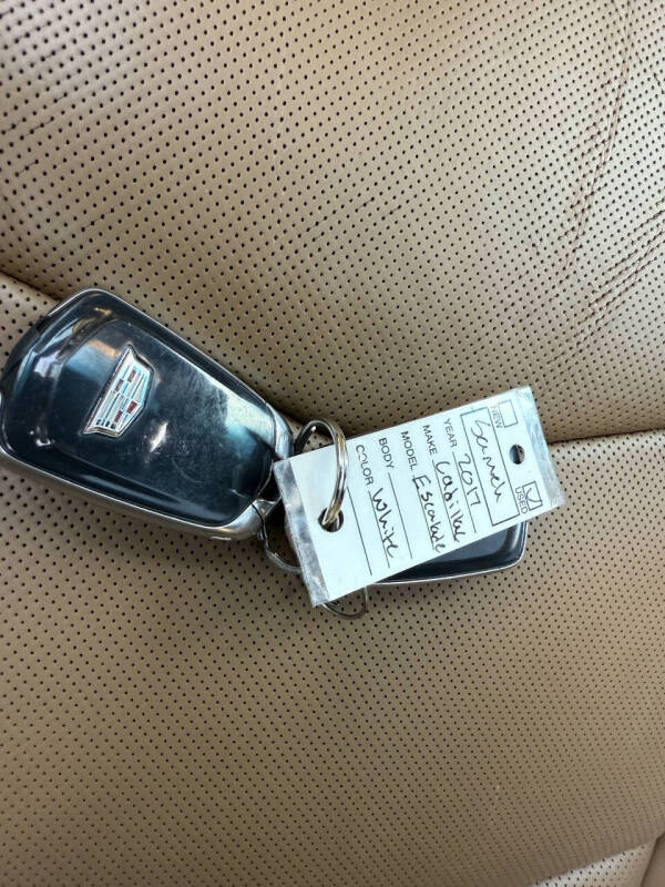 2017 Cadillac Escalade ESV Platinum