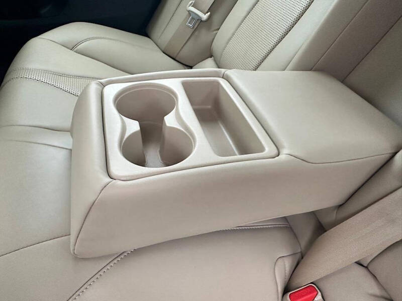 2025 Acura TLX w/Tech