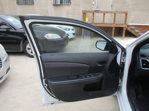 2012 Dodge Avenger SE