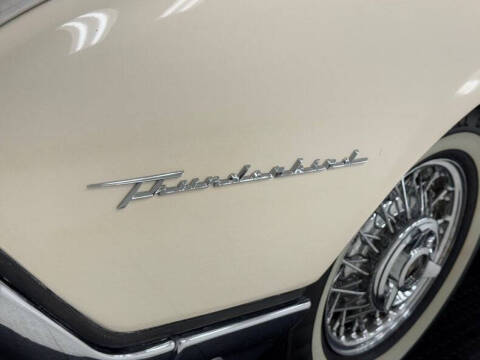 1961 Ford Thunderbird