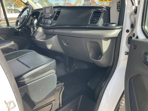 2022 Ford Transit 250