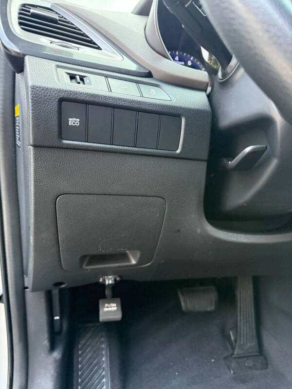 2016 Hyundai Santa Fe SE