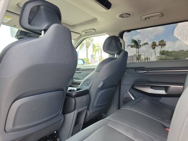 2026 Kia EV9 Light Long Range