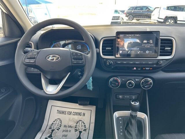 2026 Hyundai Venue SE