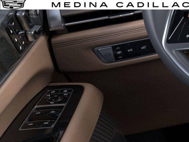 2025 Cadillac Escalade IQ Luxury 2