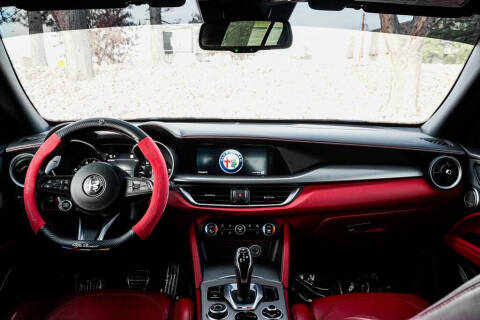 2021 Alfa Romeo Stelvio Ti Sport