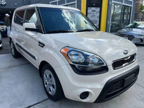 2013 Kia Soul for sale at DEALS ON WHEELS in Newark NJ