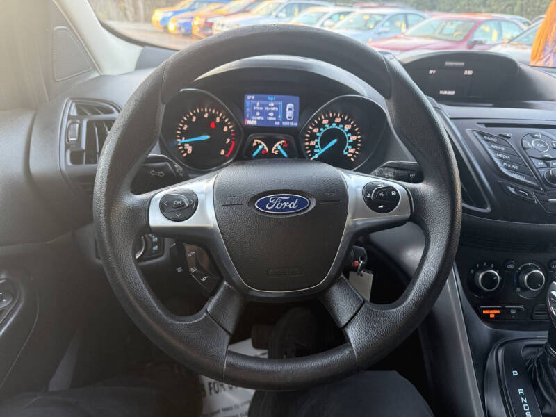 2015 Ford Escape SE