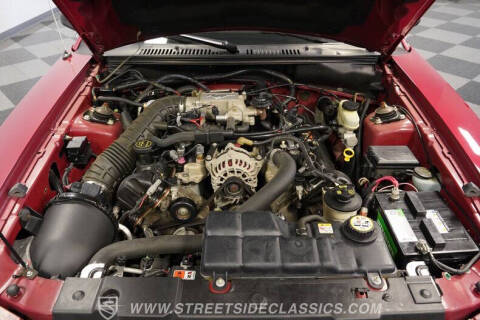 2004 Ford Mustang GT Deluxe