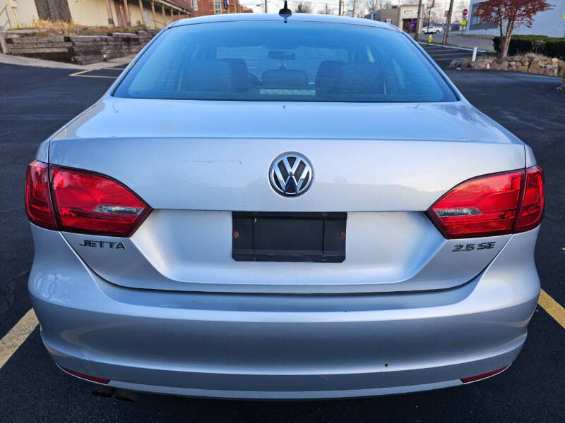 2013 Volkswagen Jetta SE photo 8