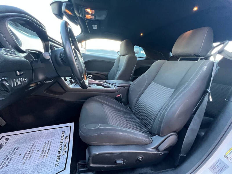 2018 Dodge Challenger SXT