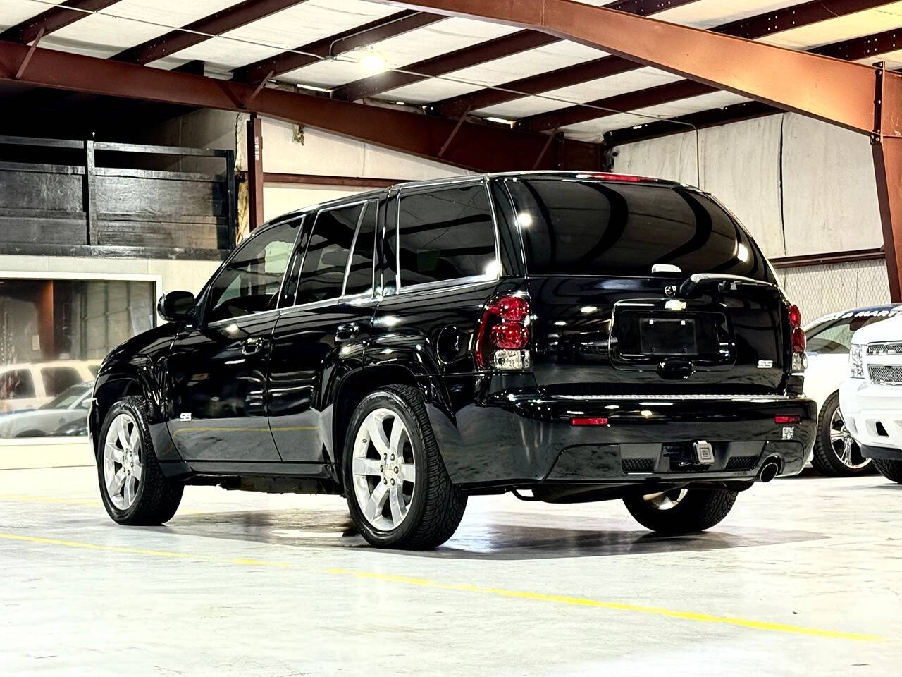 2008 Chevrolet TrailBlazer for sale at Carnival Car Company in Victoria, TX