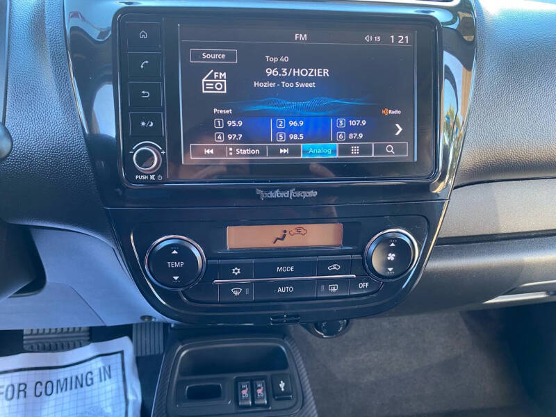 2021 Mitsubishi Mirage SE