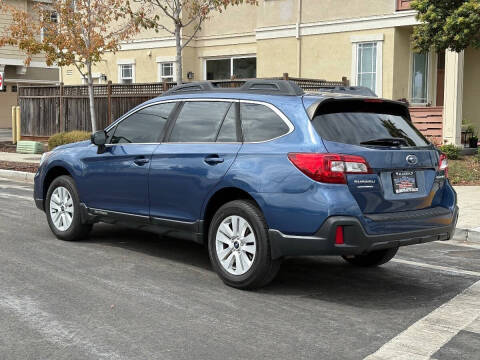 2019 Subaru Outback 2.5i