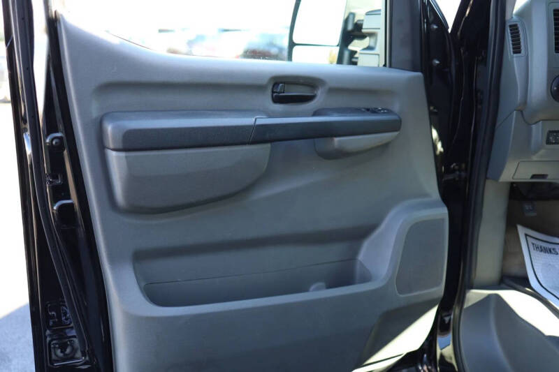 2020 Nissan NV 3500 HD SL