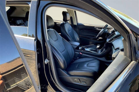 2016 Ford Edge Titanium