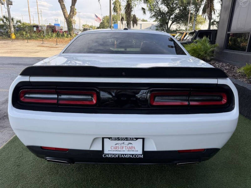 2021 Dodge Challenger SXT