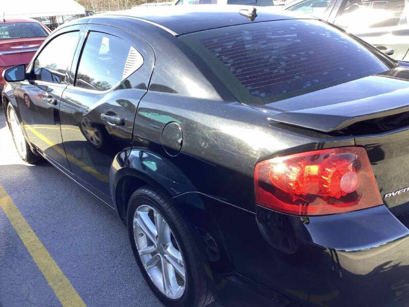 2013 Dodge Avenger SE