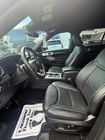 2020 Ford Explorer ST