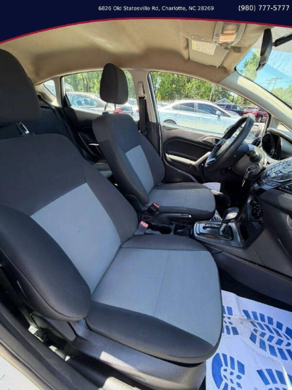2016 Ford Fiesta S