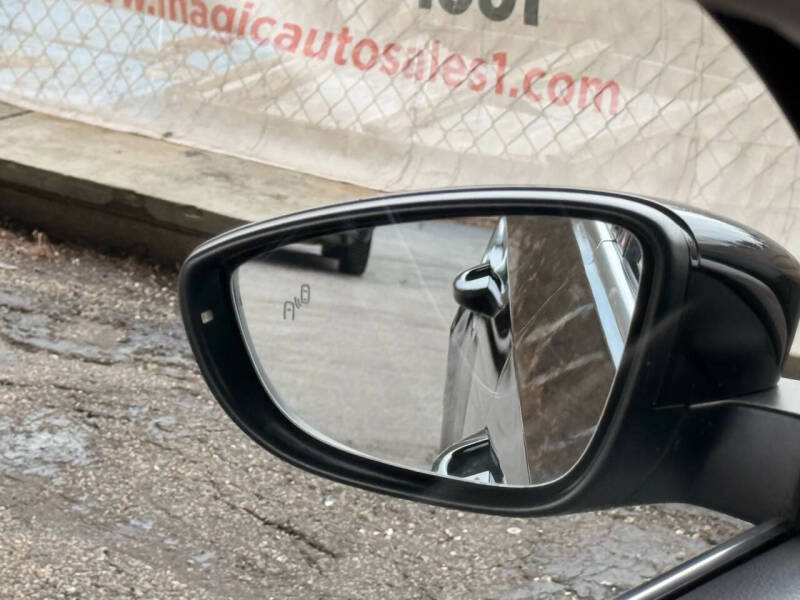 2017 Volkswagen Passat 1.8T SE