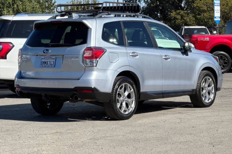 2017 Subaru Forester 2.5i Touring
