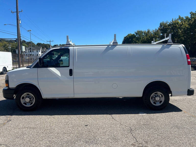 2018 Chevrolet Express 2500