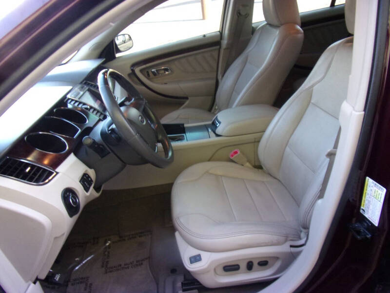2011 Ford Taurus Limited