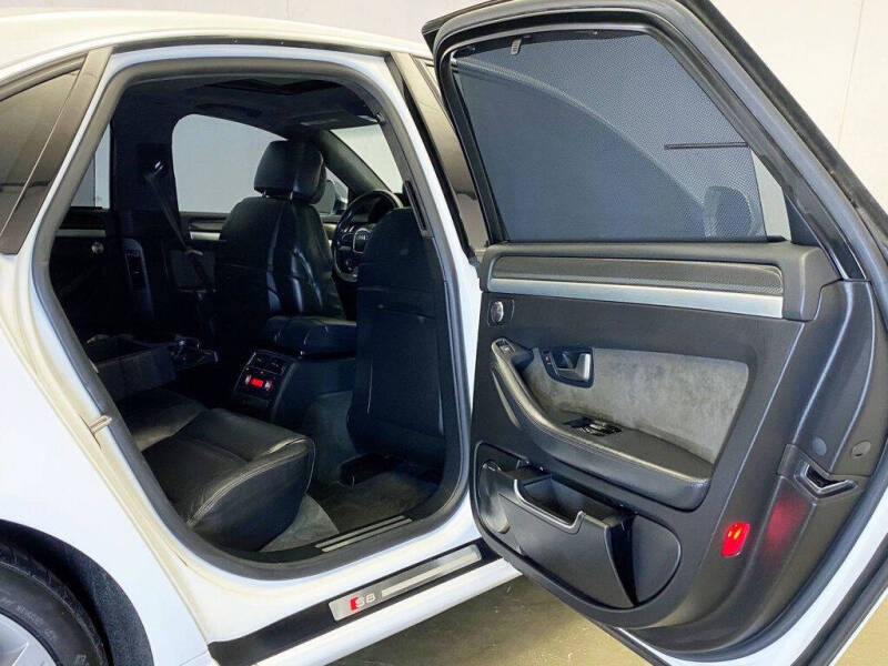 2008 Audi S8 quattro